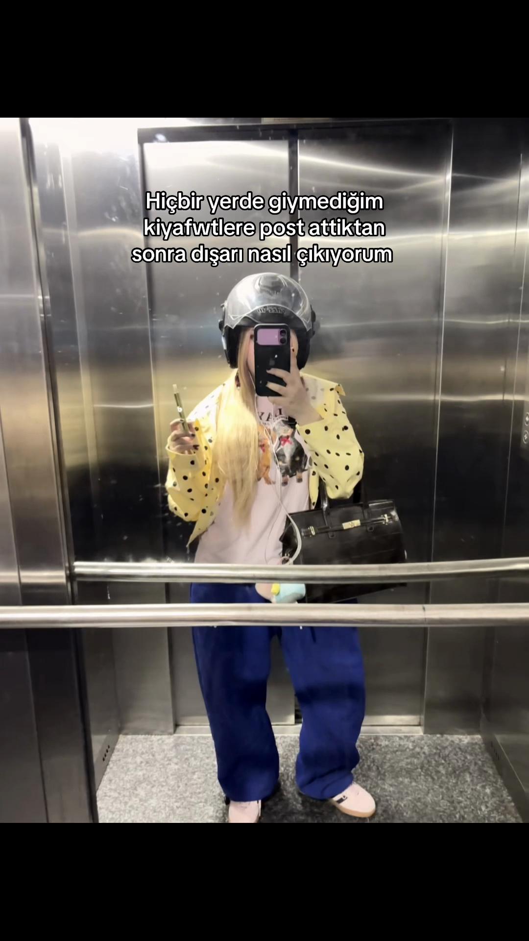 @Meleccoo