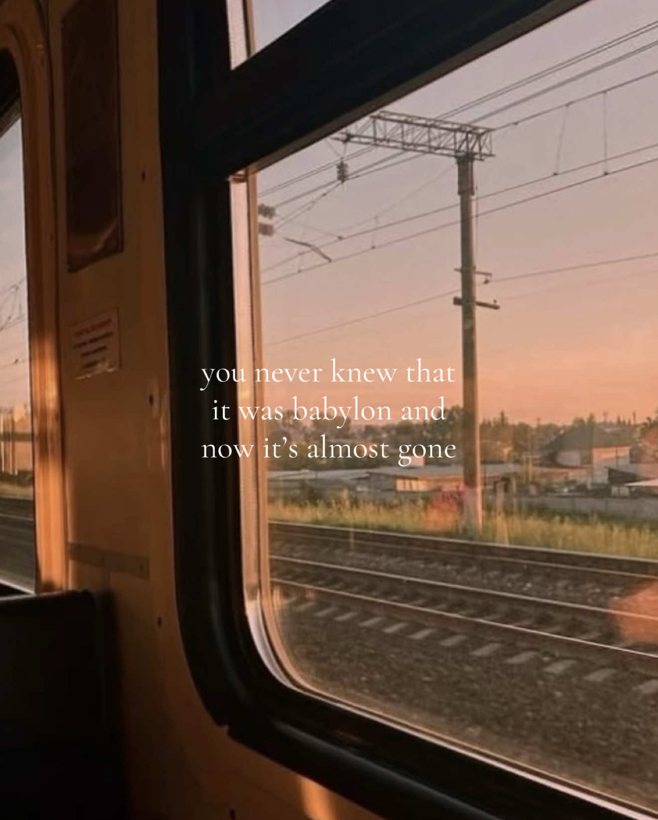 @ℰ𝓂𝒾𝓁𝓎 ❀