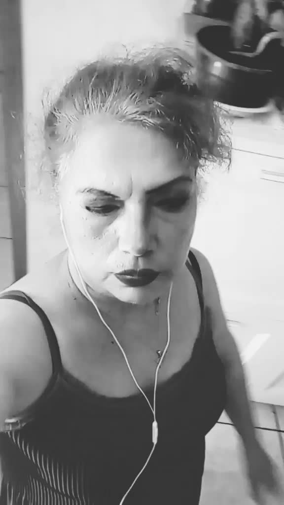 @mariafrisone1