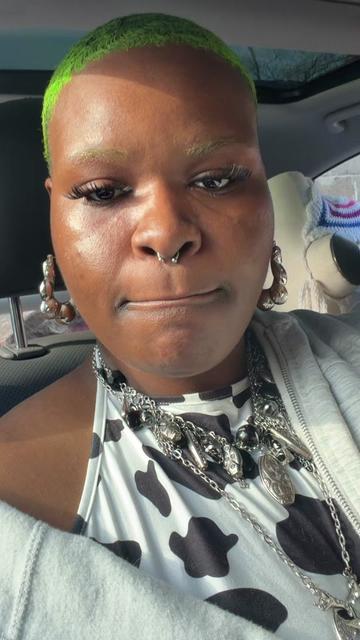 @yagirl_carlii