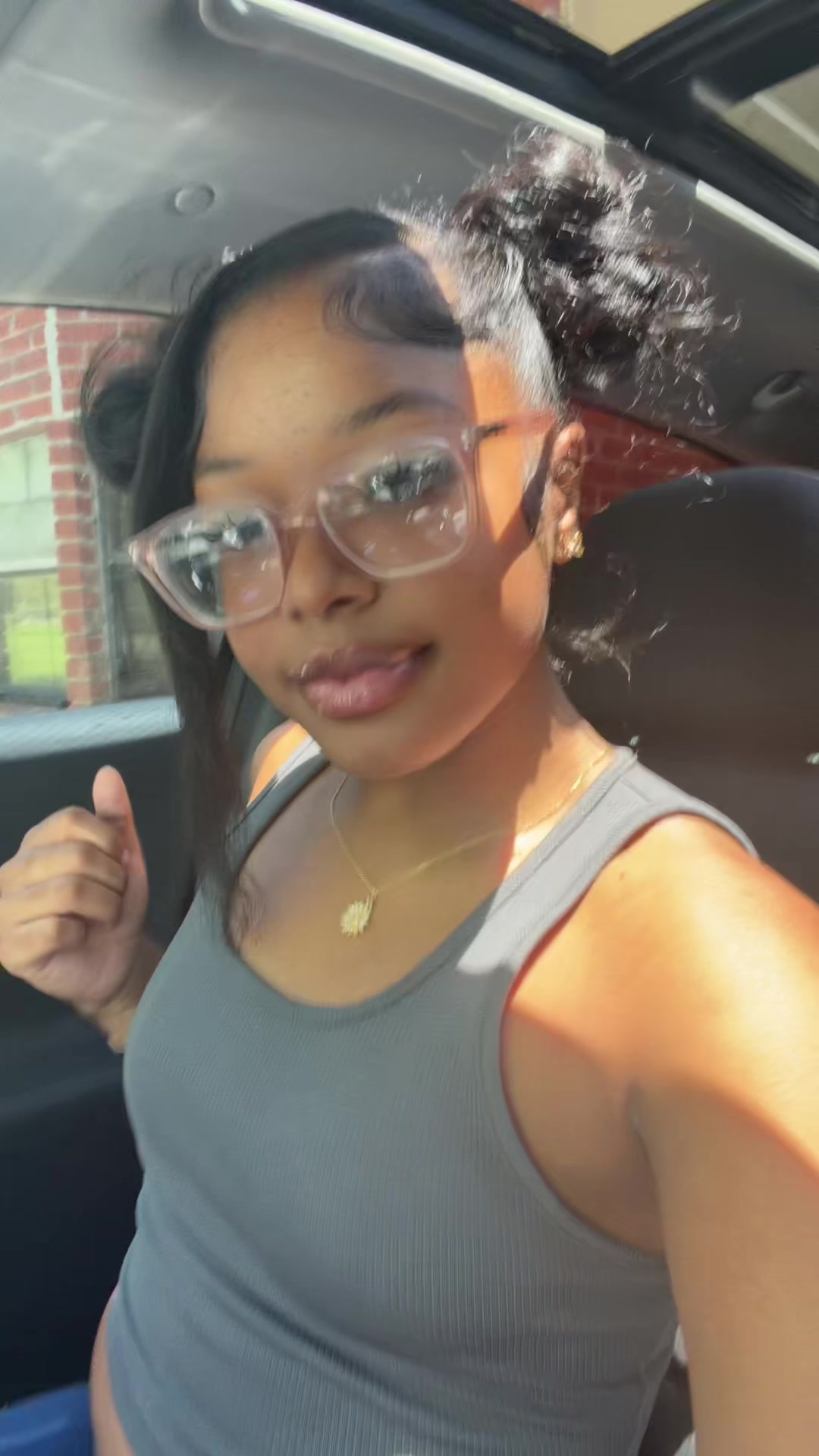 @tyraa.