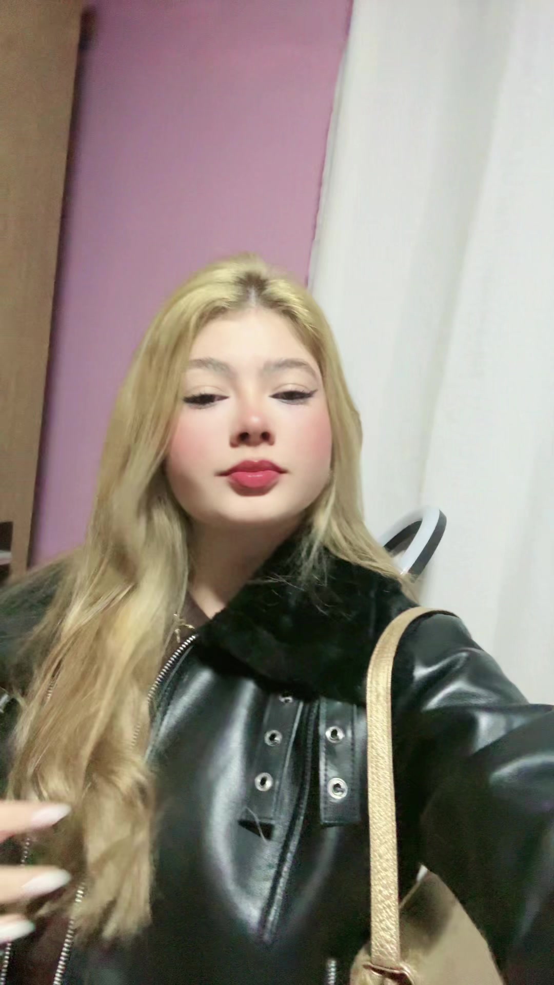 @serena_flores
