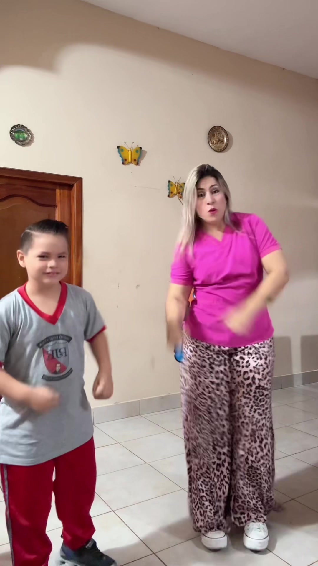 @superleydy26