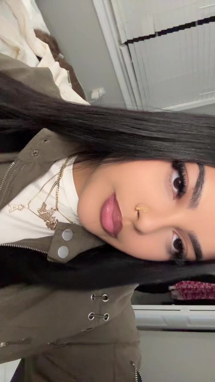 @Adriana <3