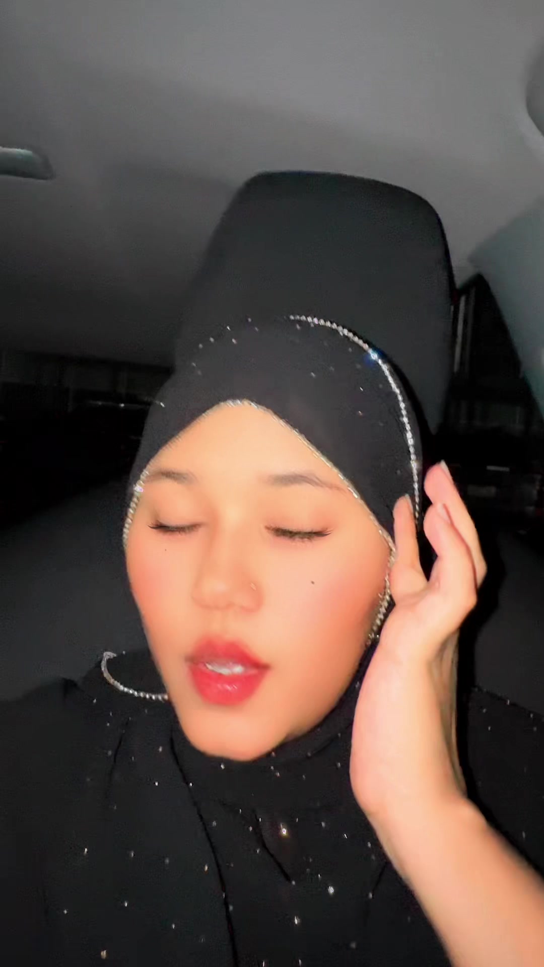 @nura 🐝