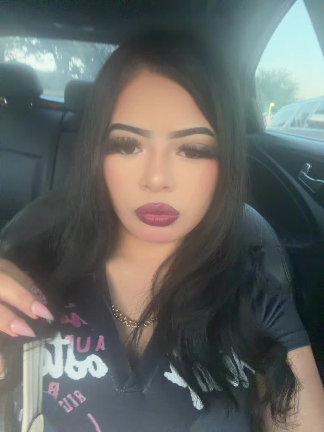@Anaiii*•