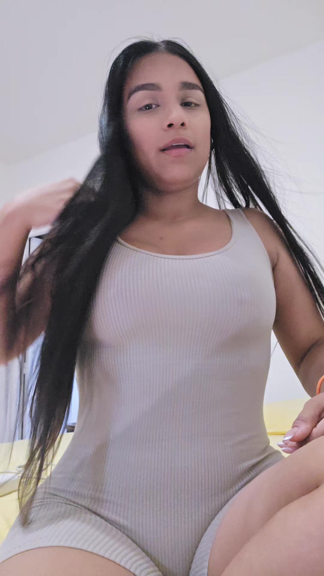 @🦦