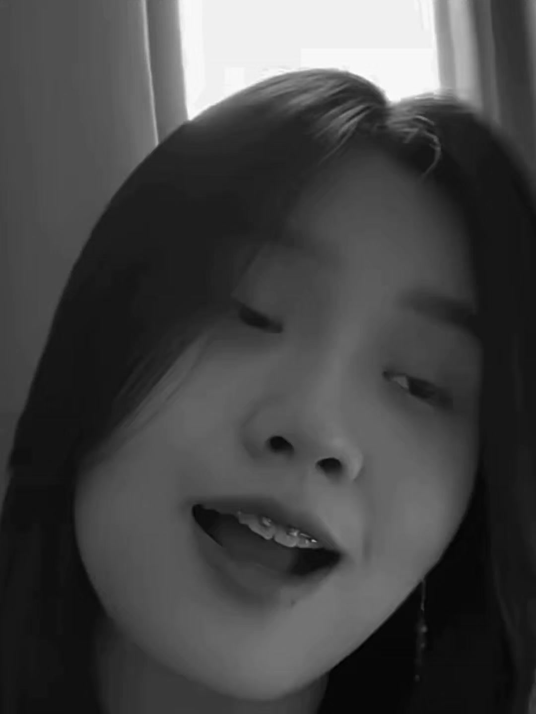 @𝐝𝐦
