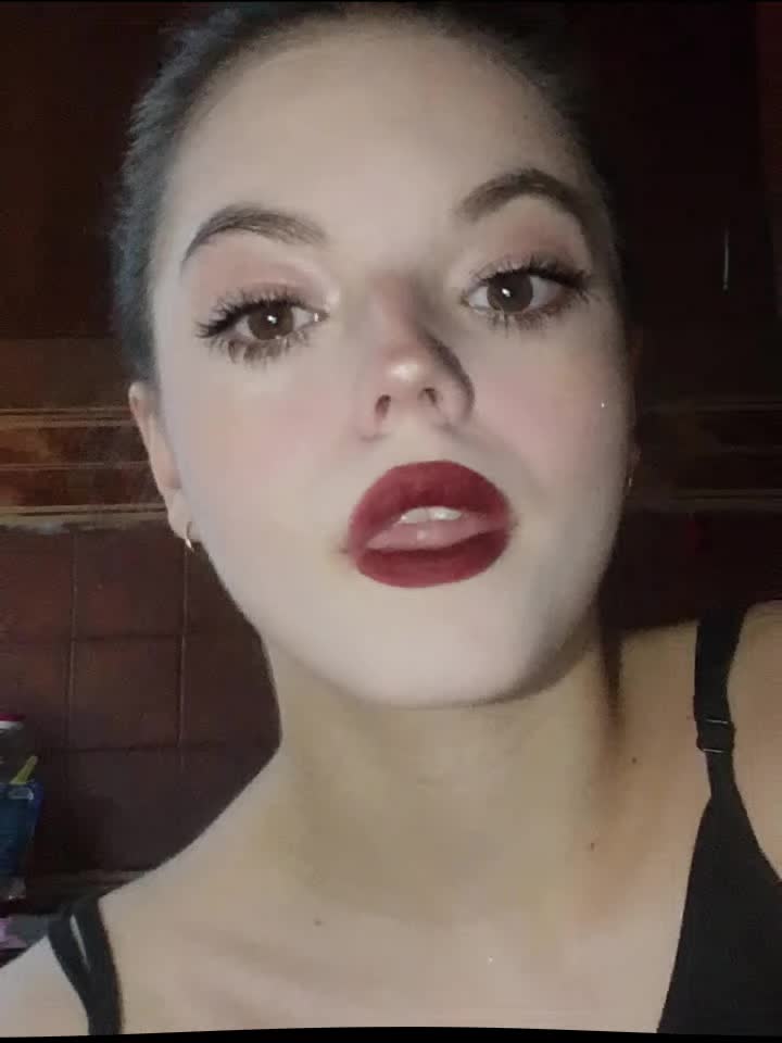 @СладкийПэрсик🍑