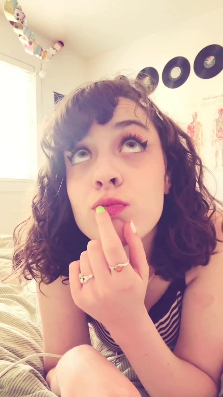 @🦷