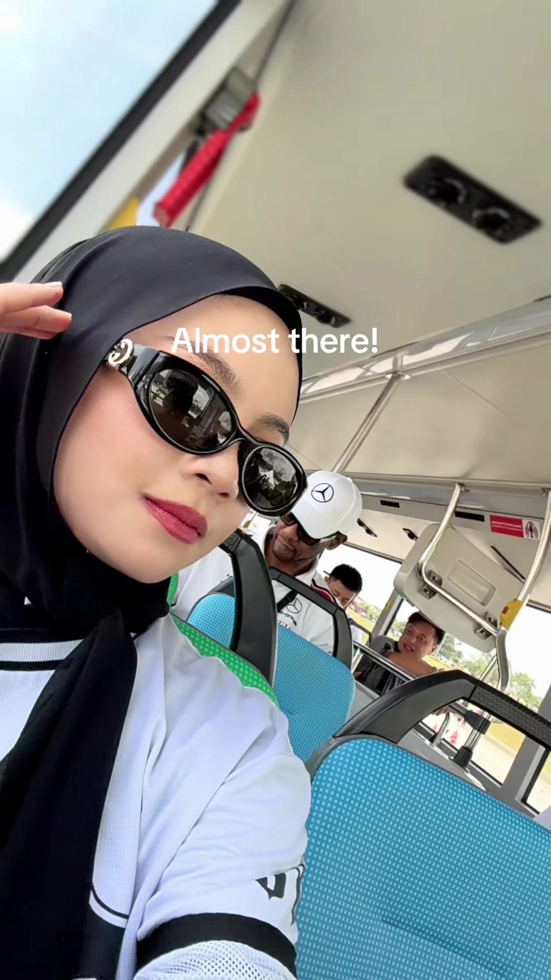 @byAaaaaini