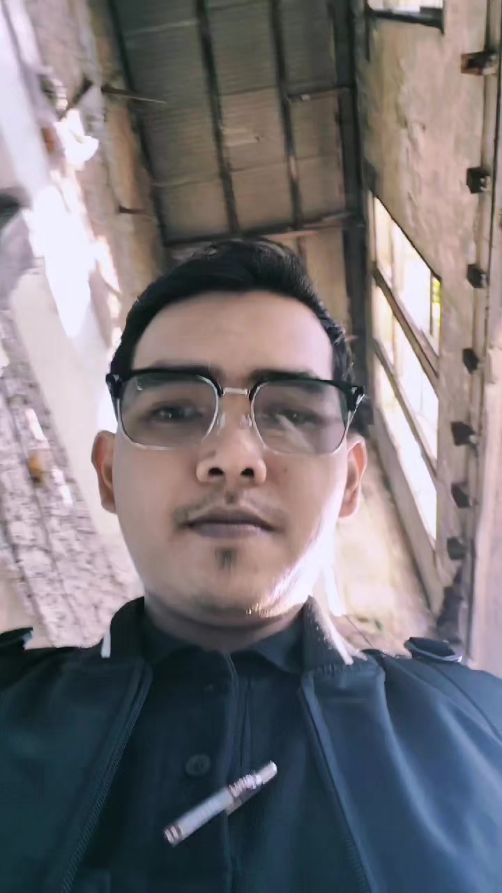 @Arief_🍃