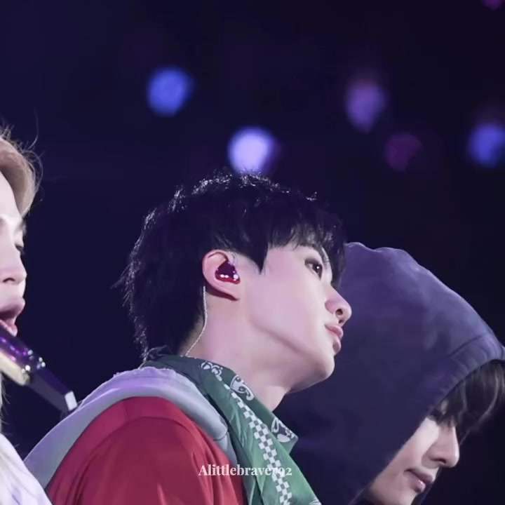 @_taehyungiee.v_
