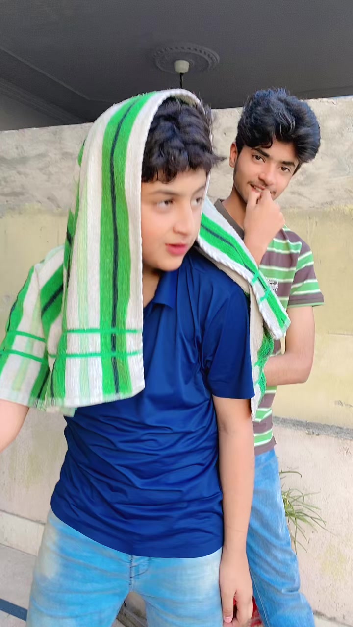 @CHOTY MIAN BADY MIAN