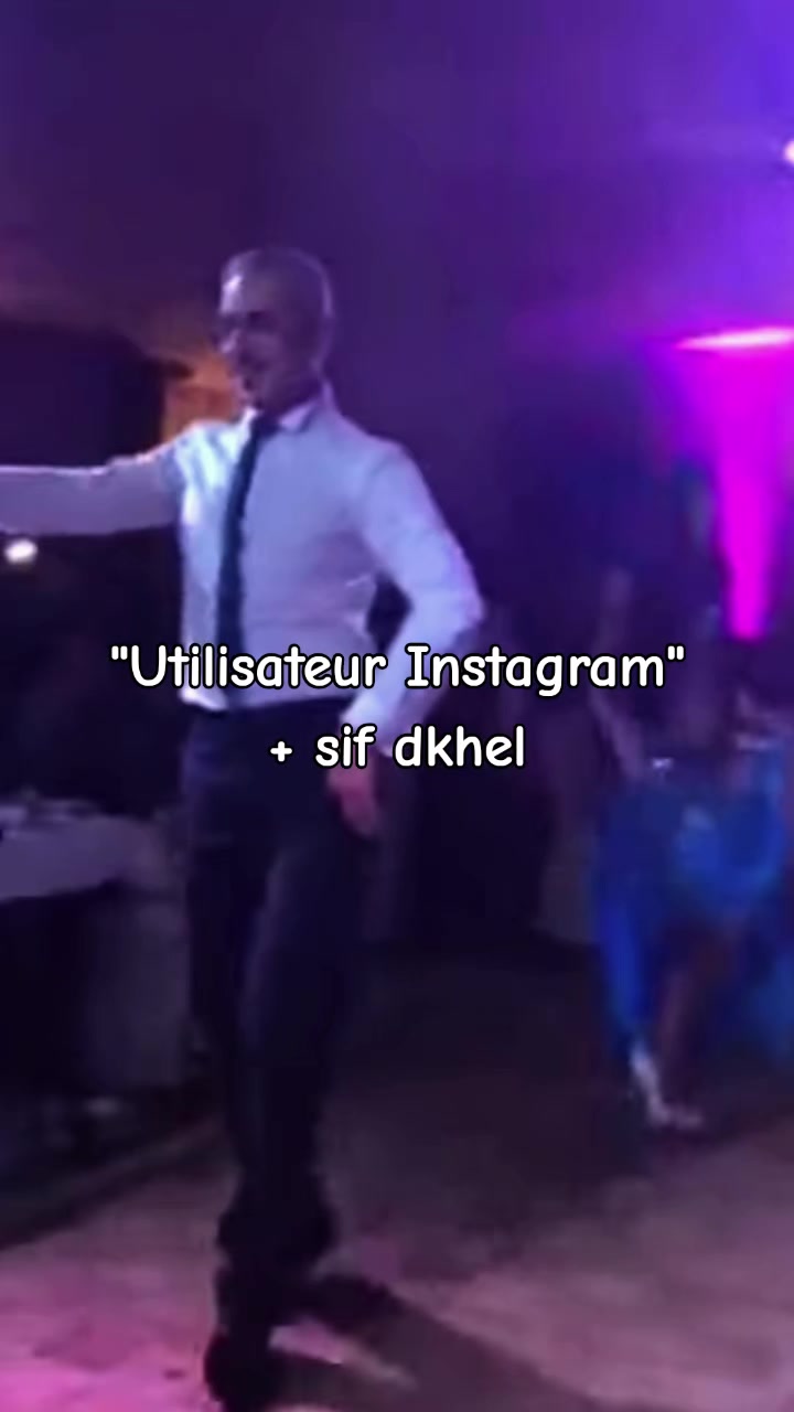 @??