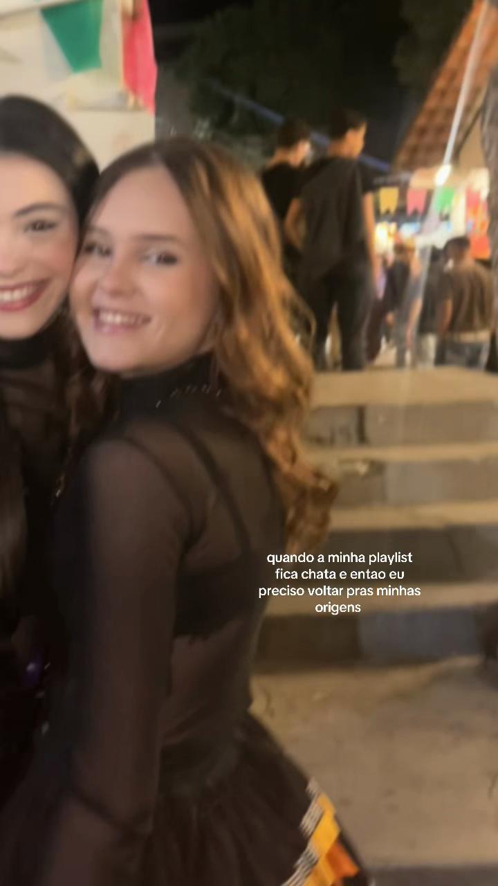 @laura
