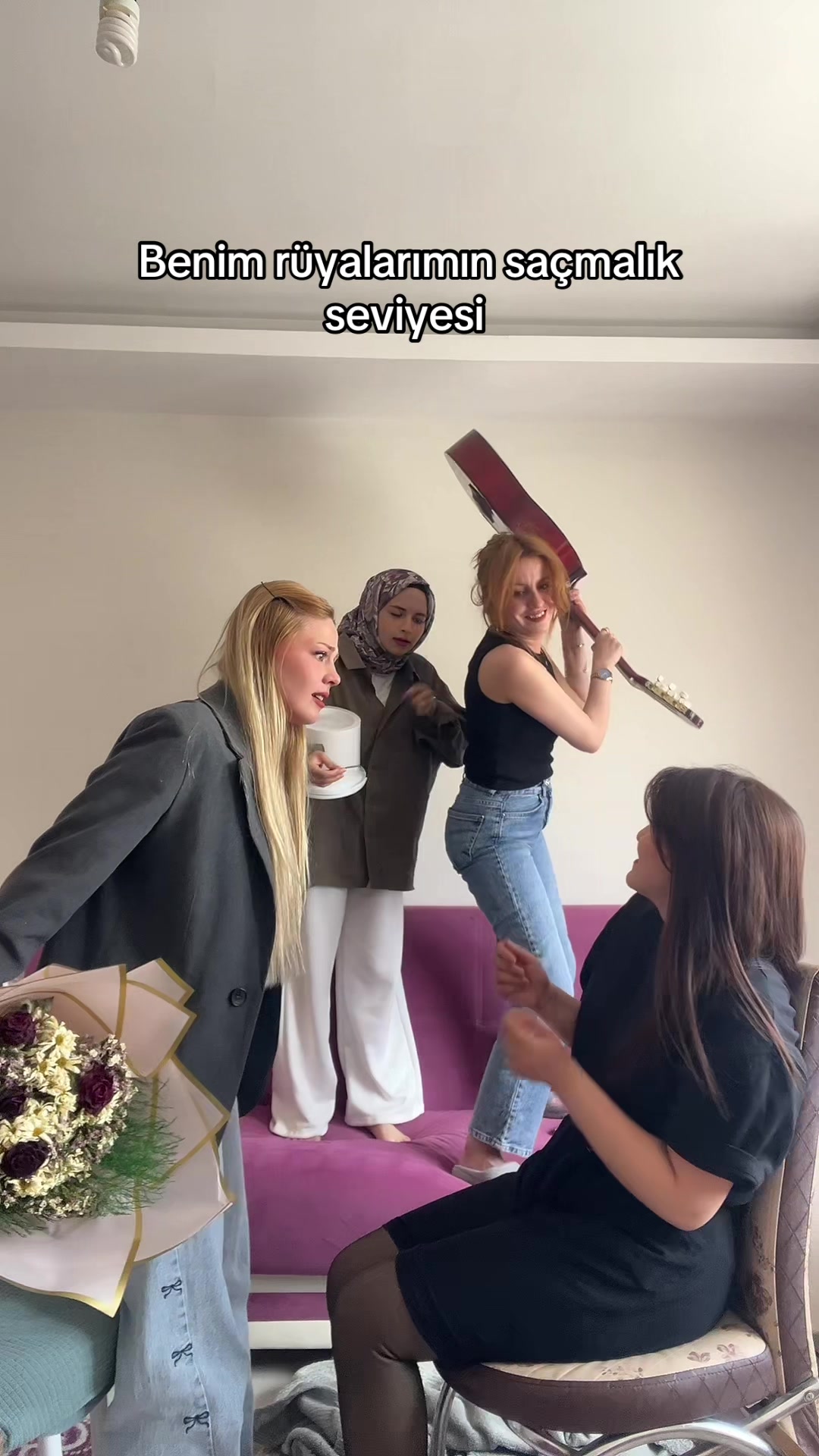 @Tuğbiş