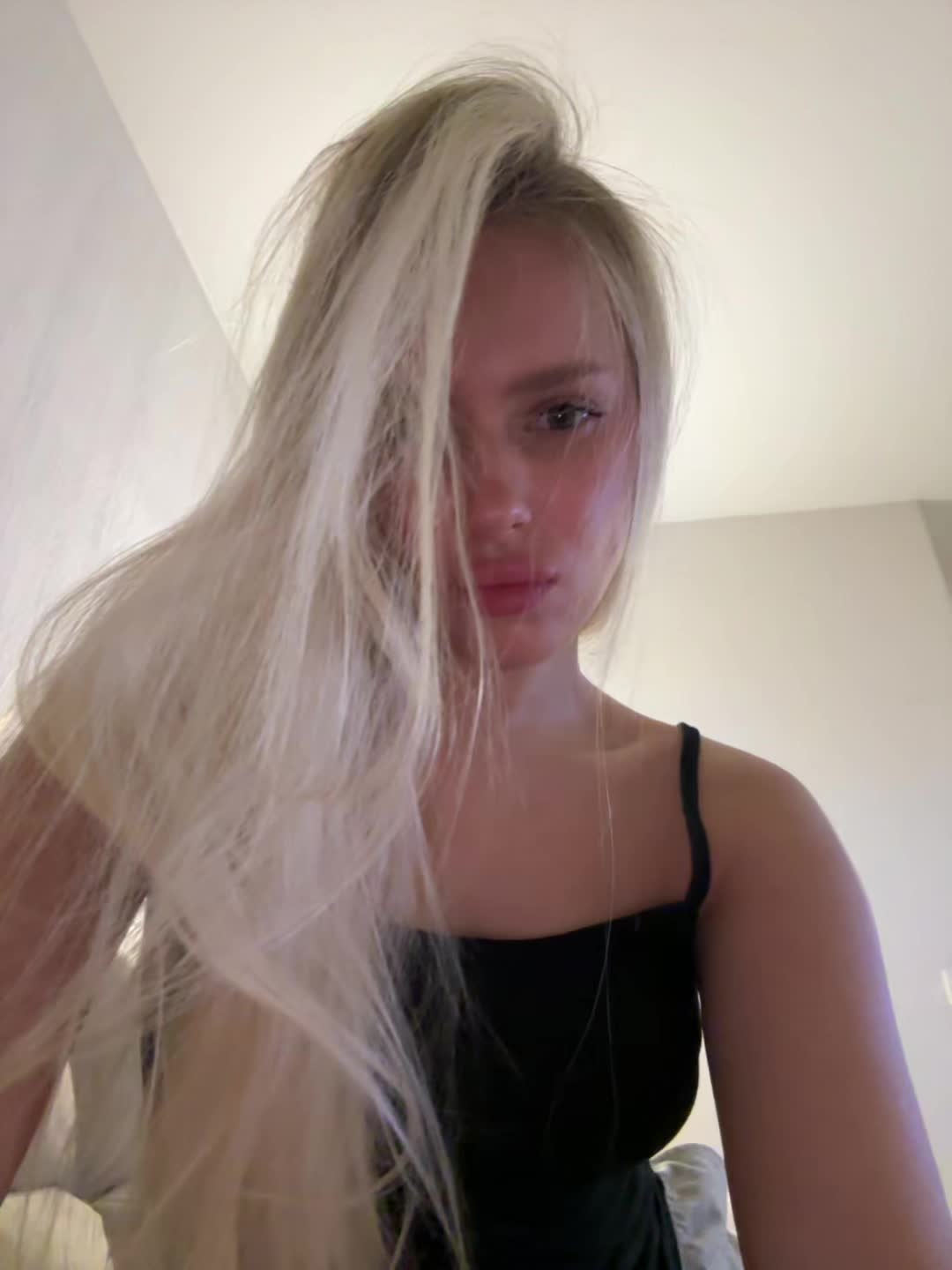 @ahhriri