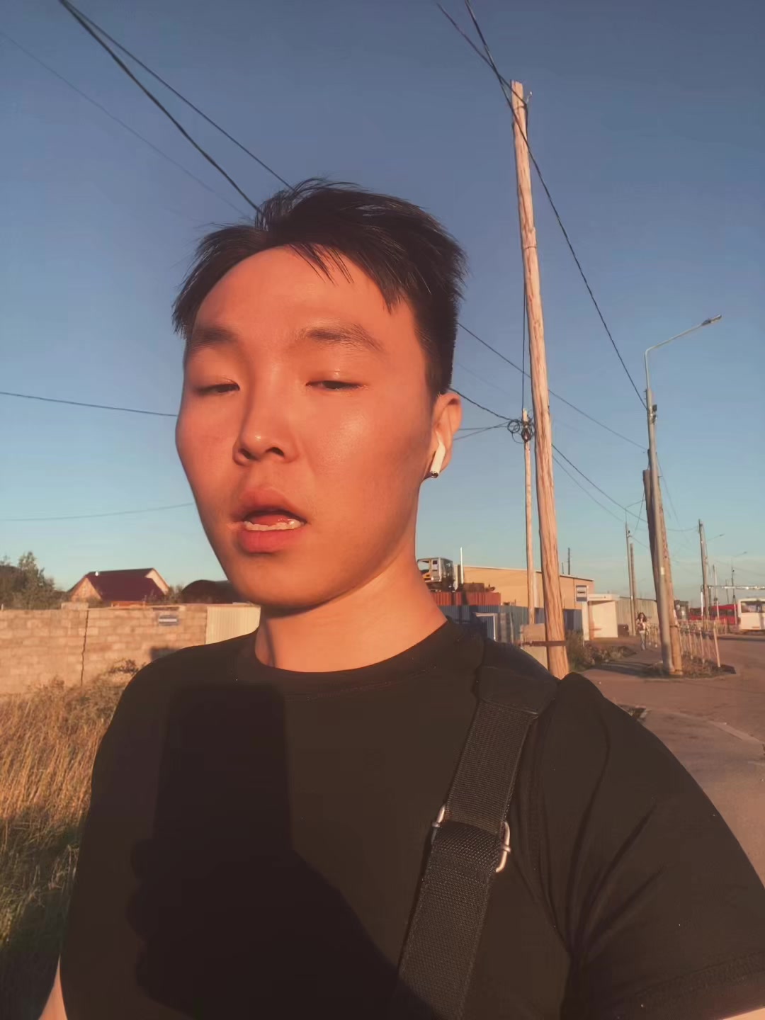 @Nu
