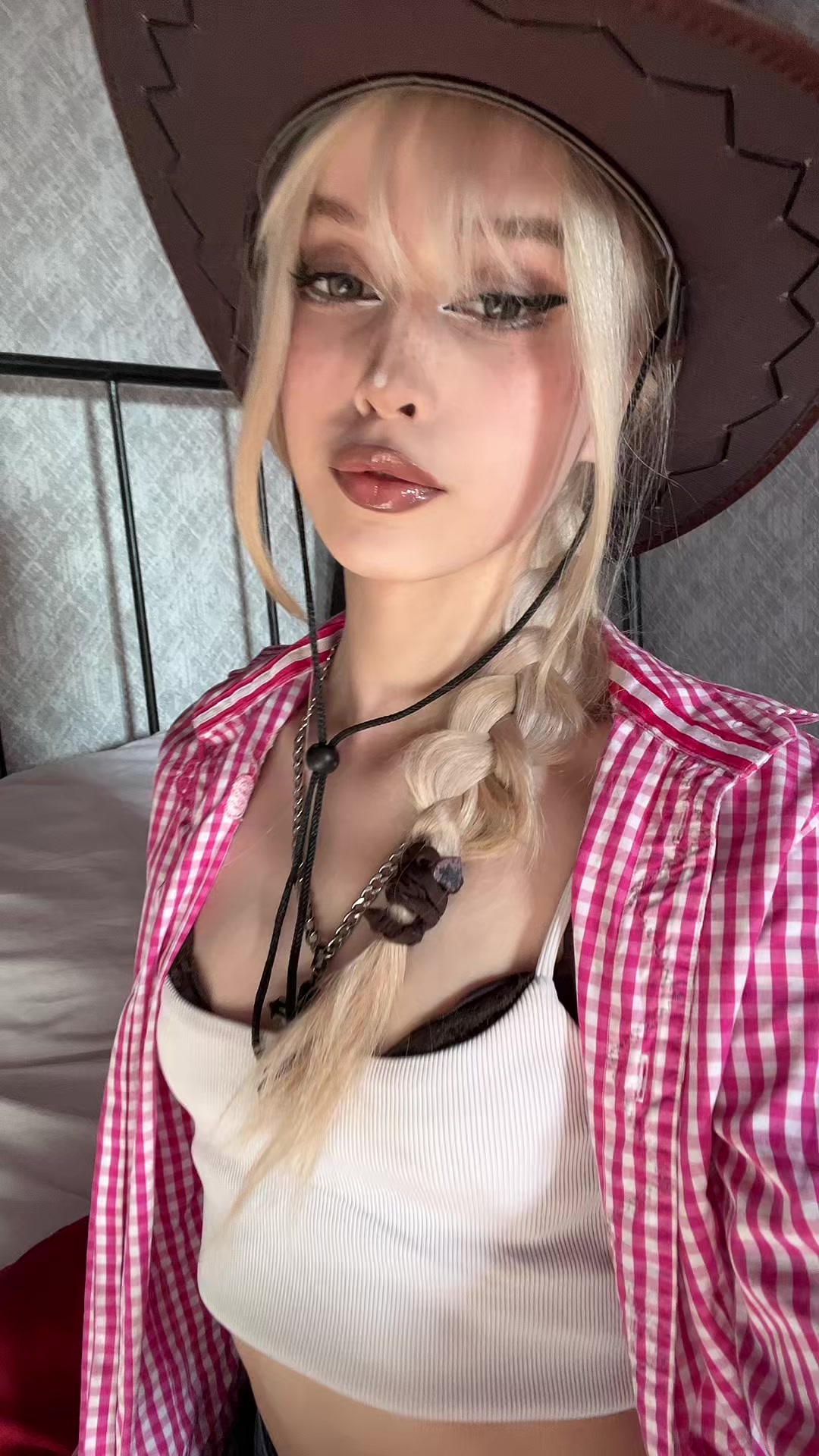 @kisakarisa