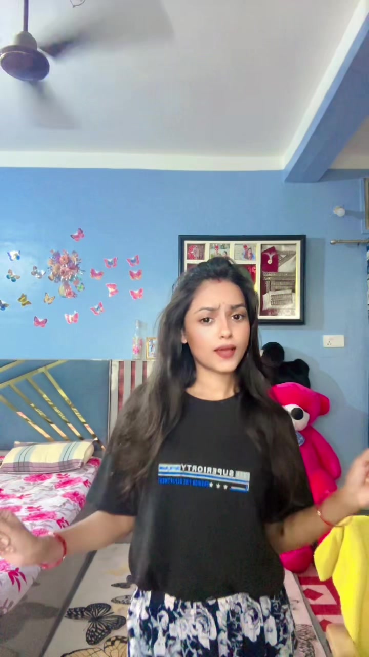 @Kreetika 💗🫅भण्डारी