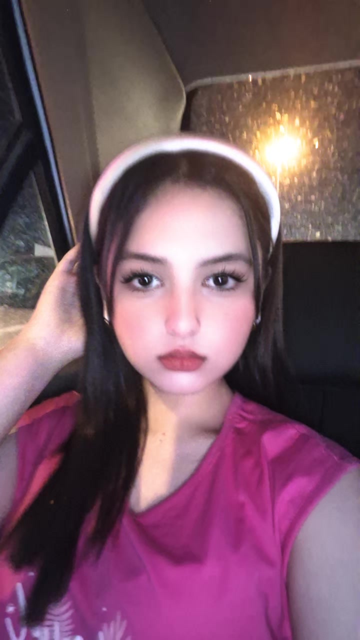 @tabasommalekpoor