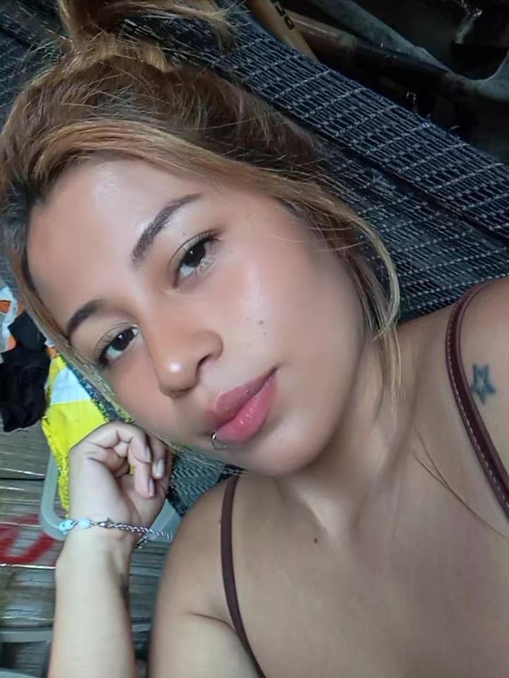 @ᥫ᭡ ⋆  𝓜𝓸𝓻𝓮𝓷𝓪  ⋆｡