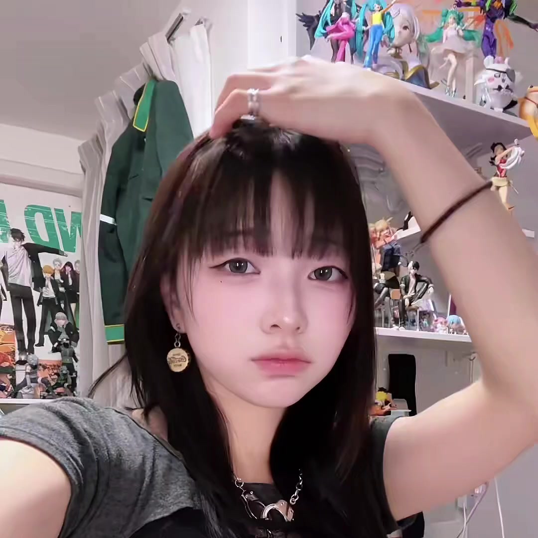 @𓏲𝄢よしみつ𓏲𝄢4️⃣²