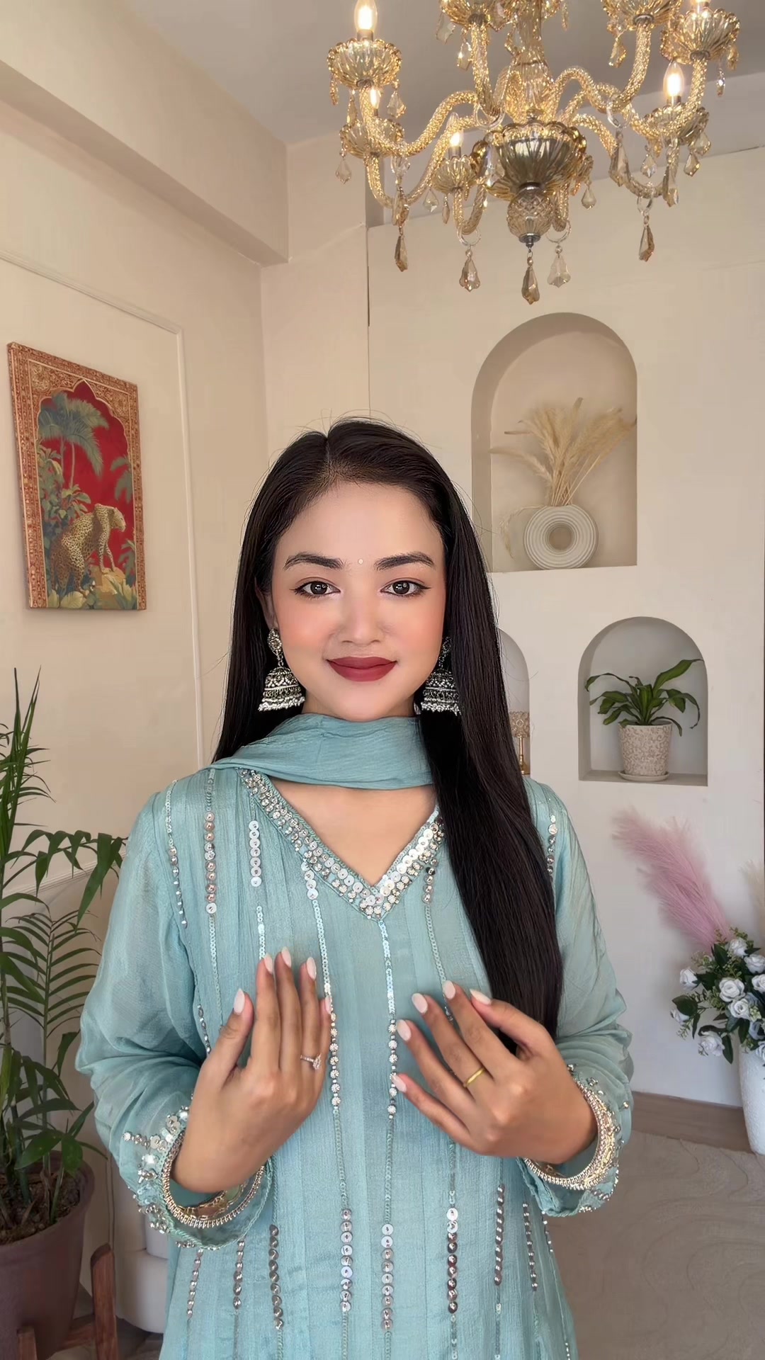 @Naina_TheAttire