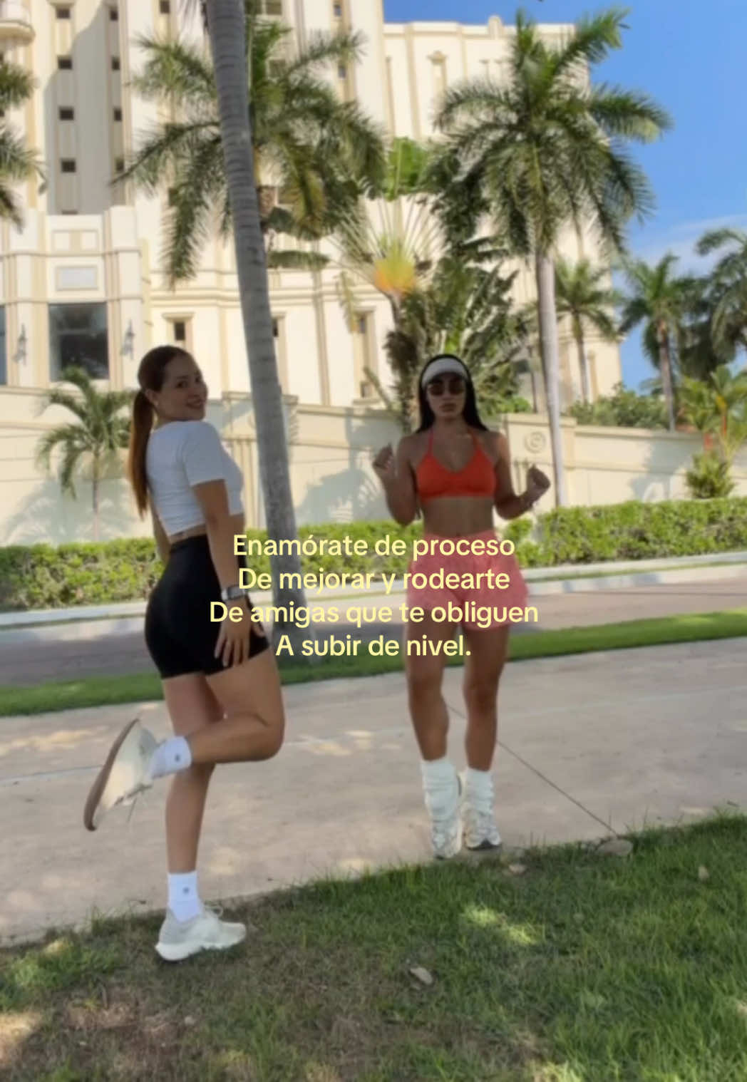 @Fer<33
