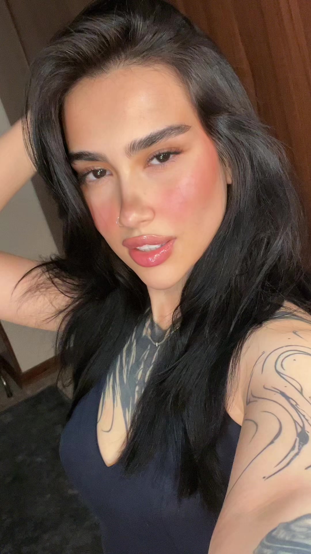 @sainblu_