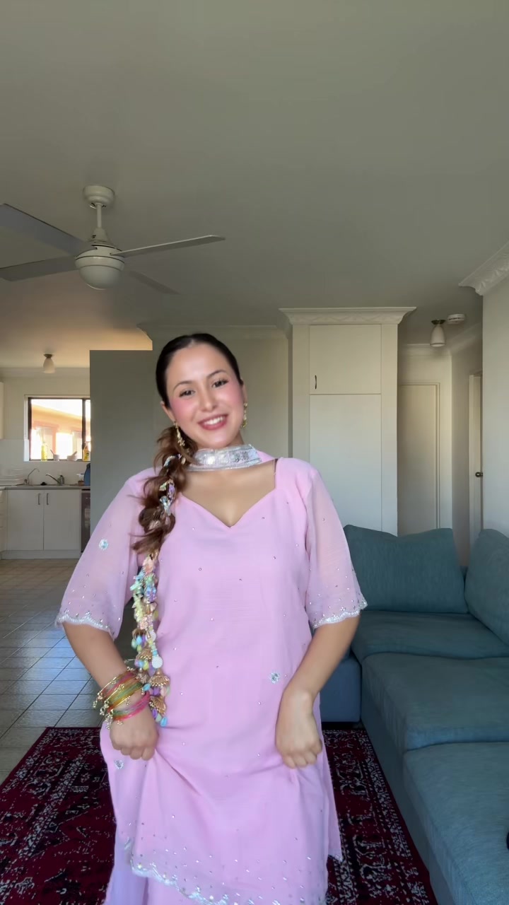 @Swostika🎀