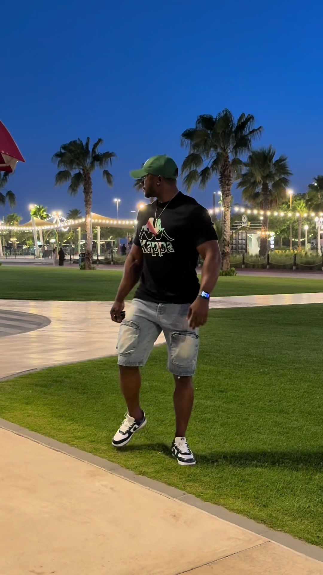 @Ababi Achille 🇨🇩🇦🇪
