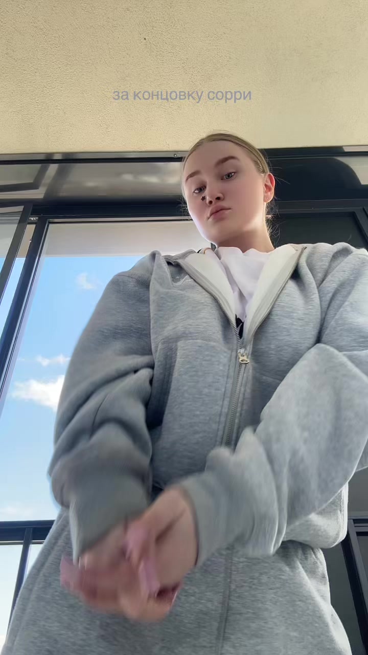 @lil1any