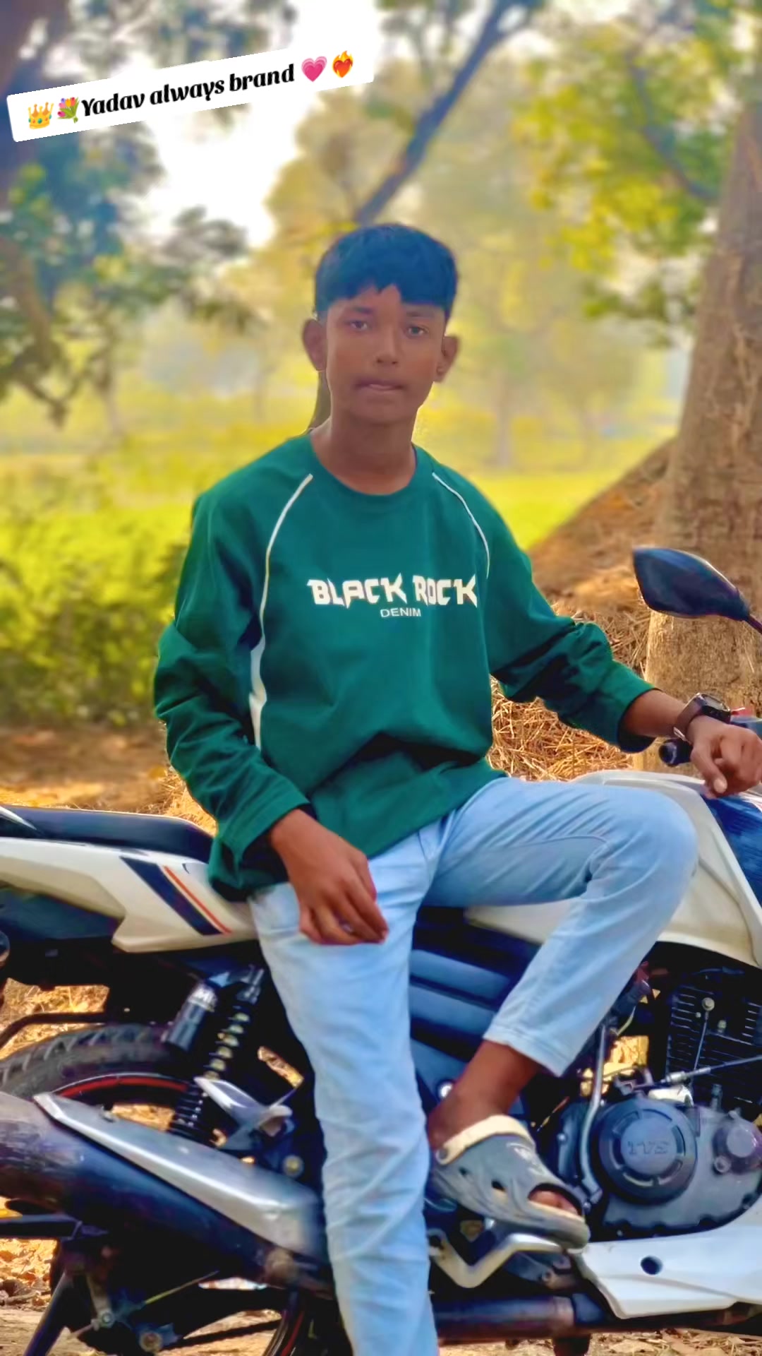 @🦅👑Sitésh__GunDá__🦅👑