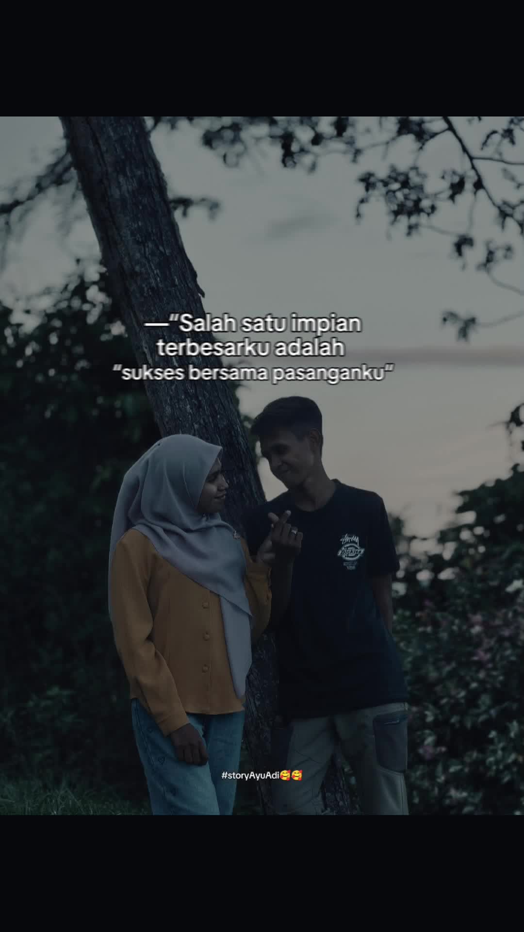 @AyuAdi 👩&zwj;❤️&zwj;👨
