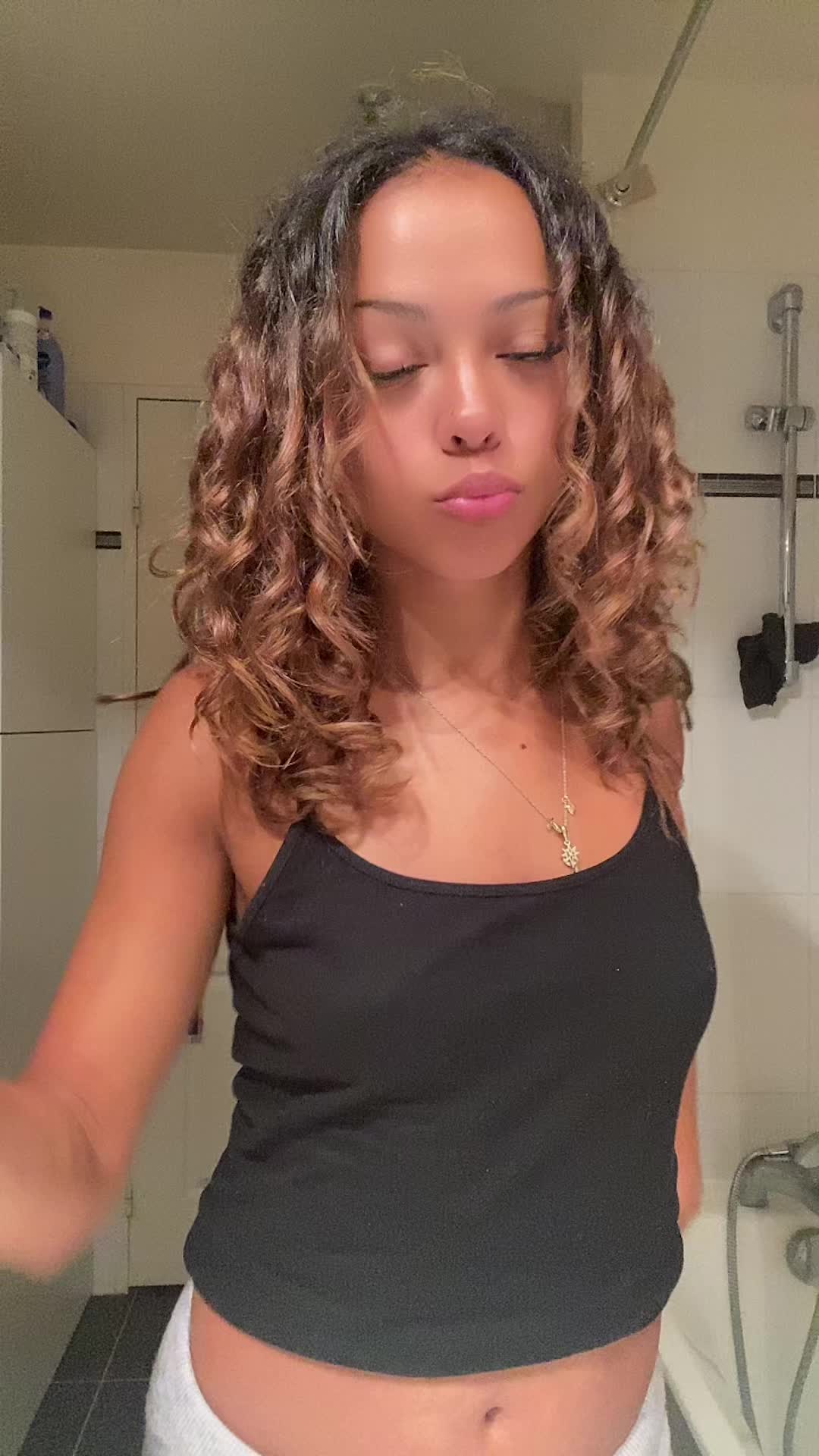 @Stella