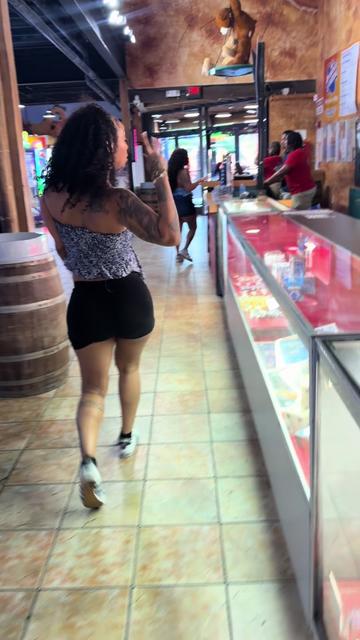 @BeeBee Reyes