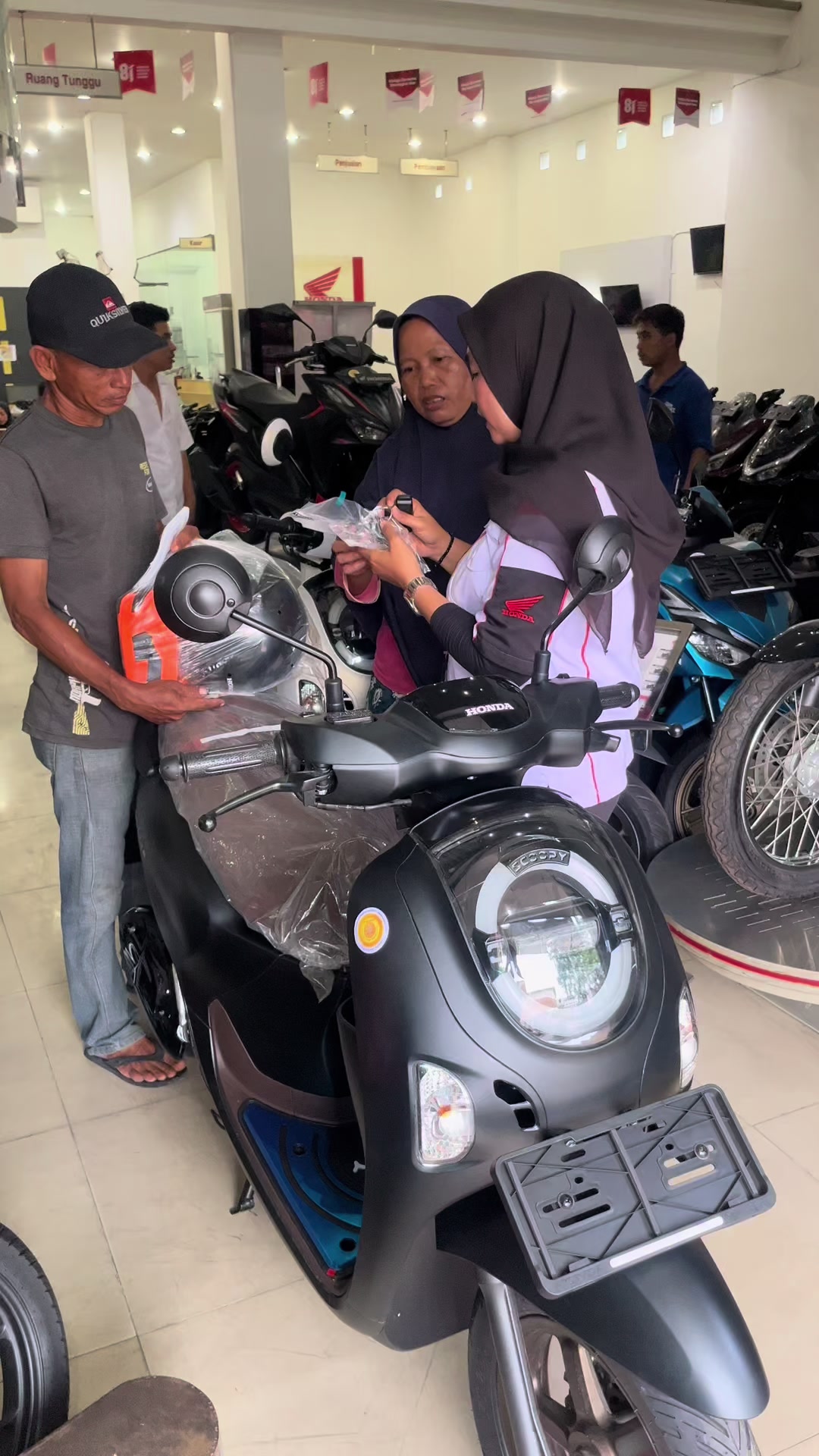 @Agnes Motor Perbaungan