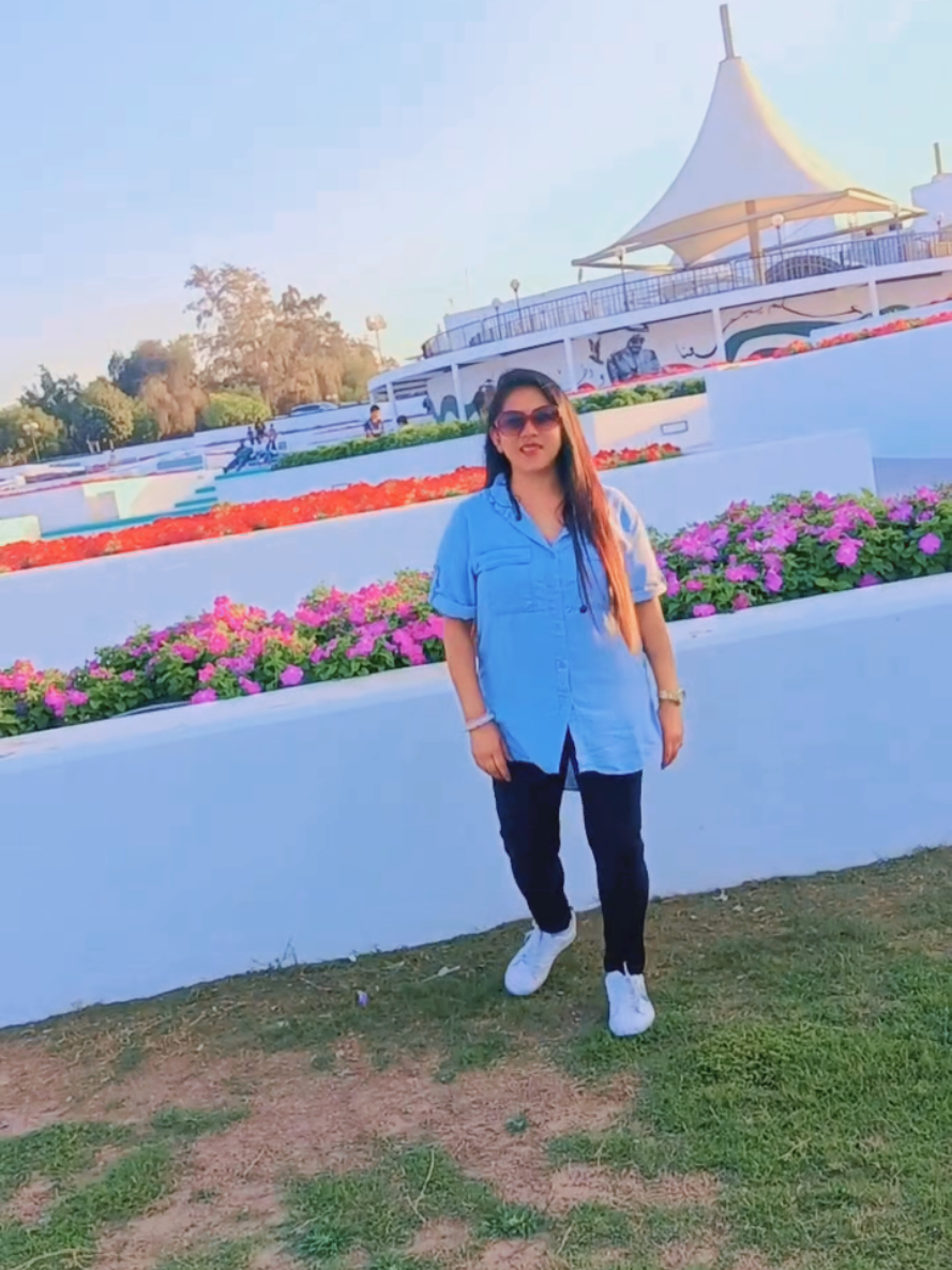 @🇳🇵 Expression Queen 👑😋🇦🇪