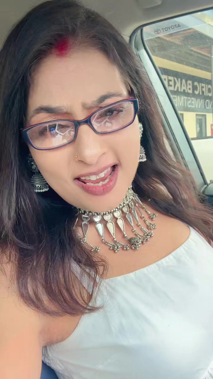 @Roselyn Sharma♥️