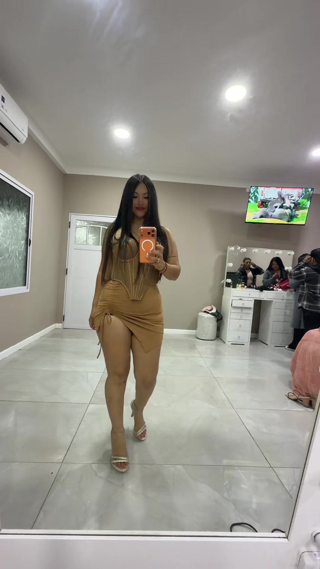 @Solange Morena