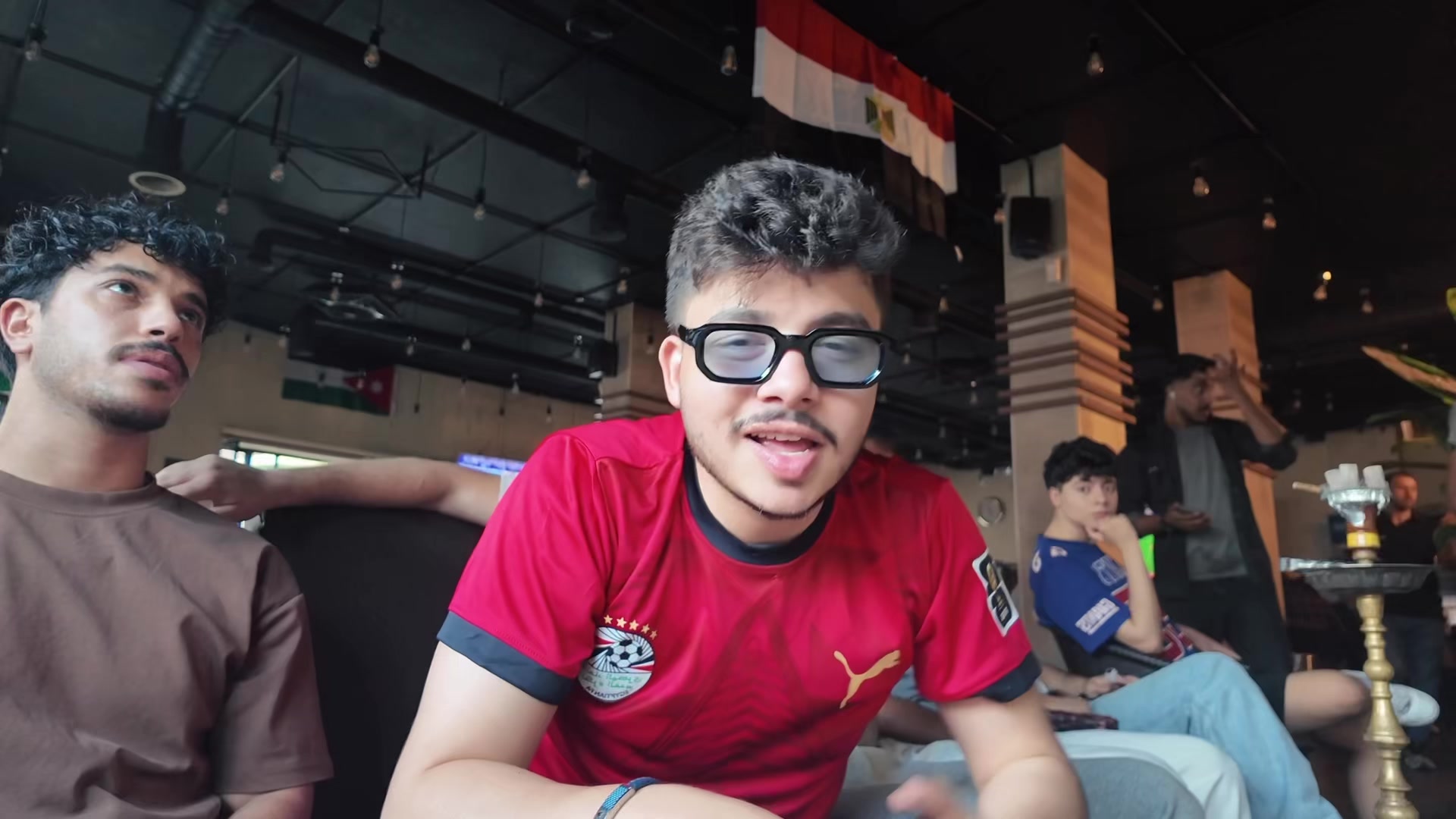 @ينال الخياط