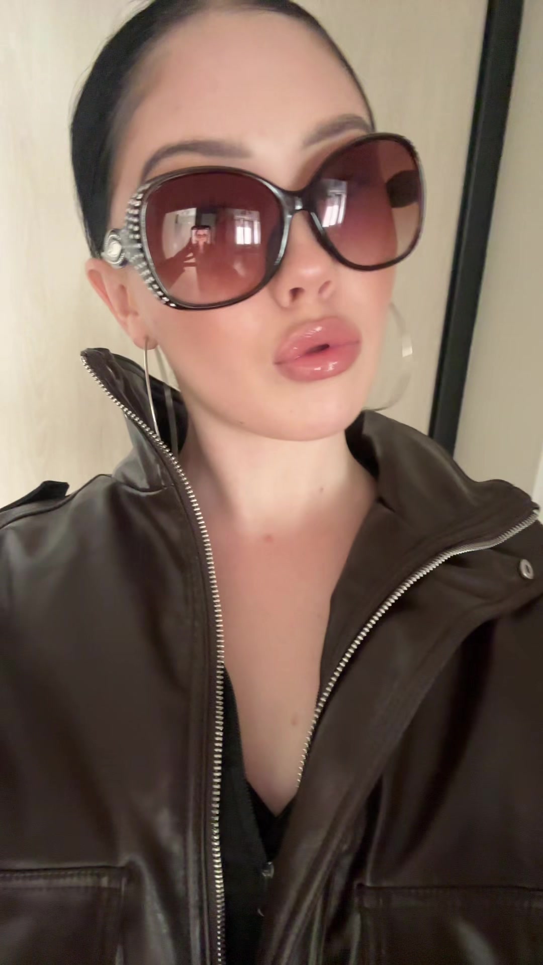 @VIKTORIA