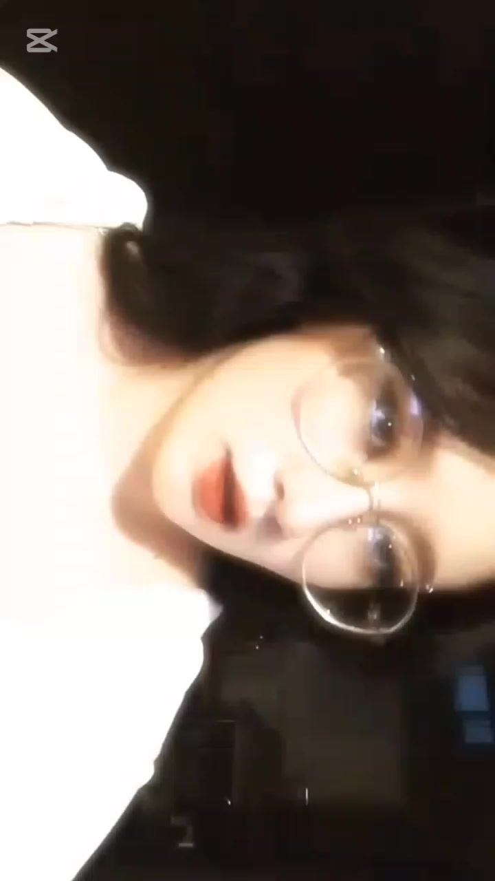 @anisoi