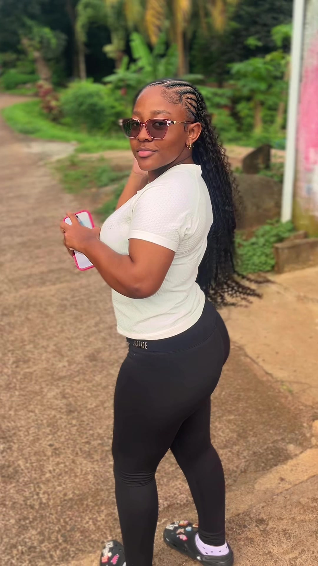 @theprettypluggg