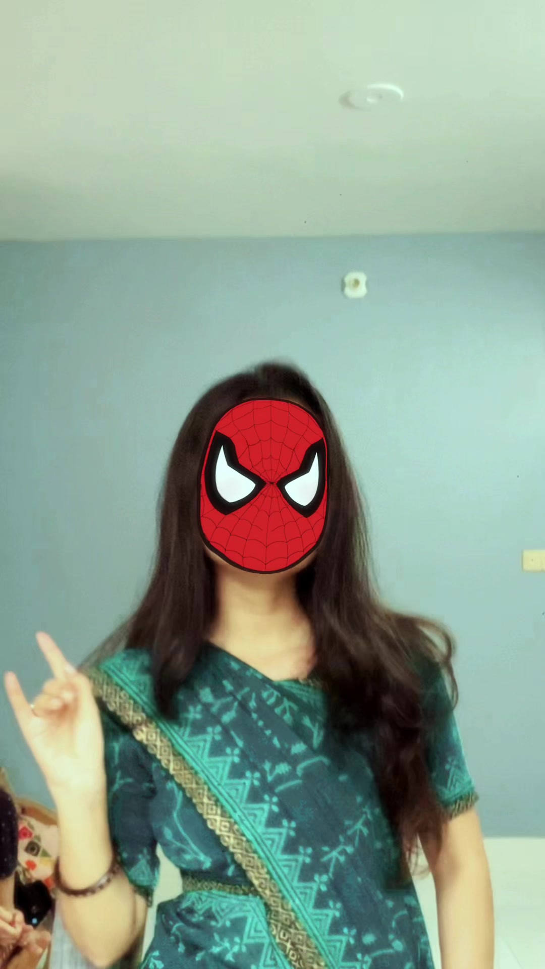 @HI YA