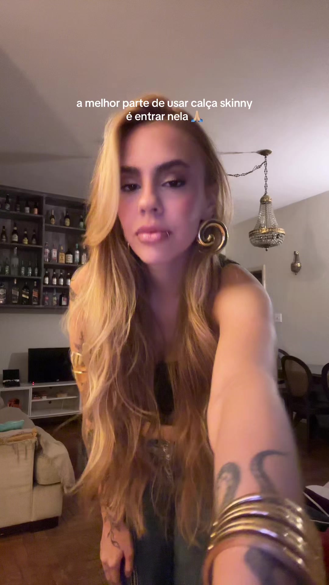 @analuiza