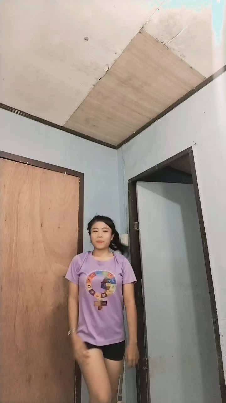 @Ms. Gem 💎🍒.