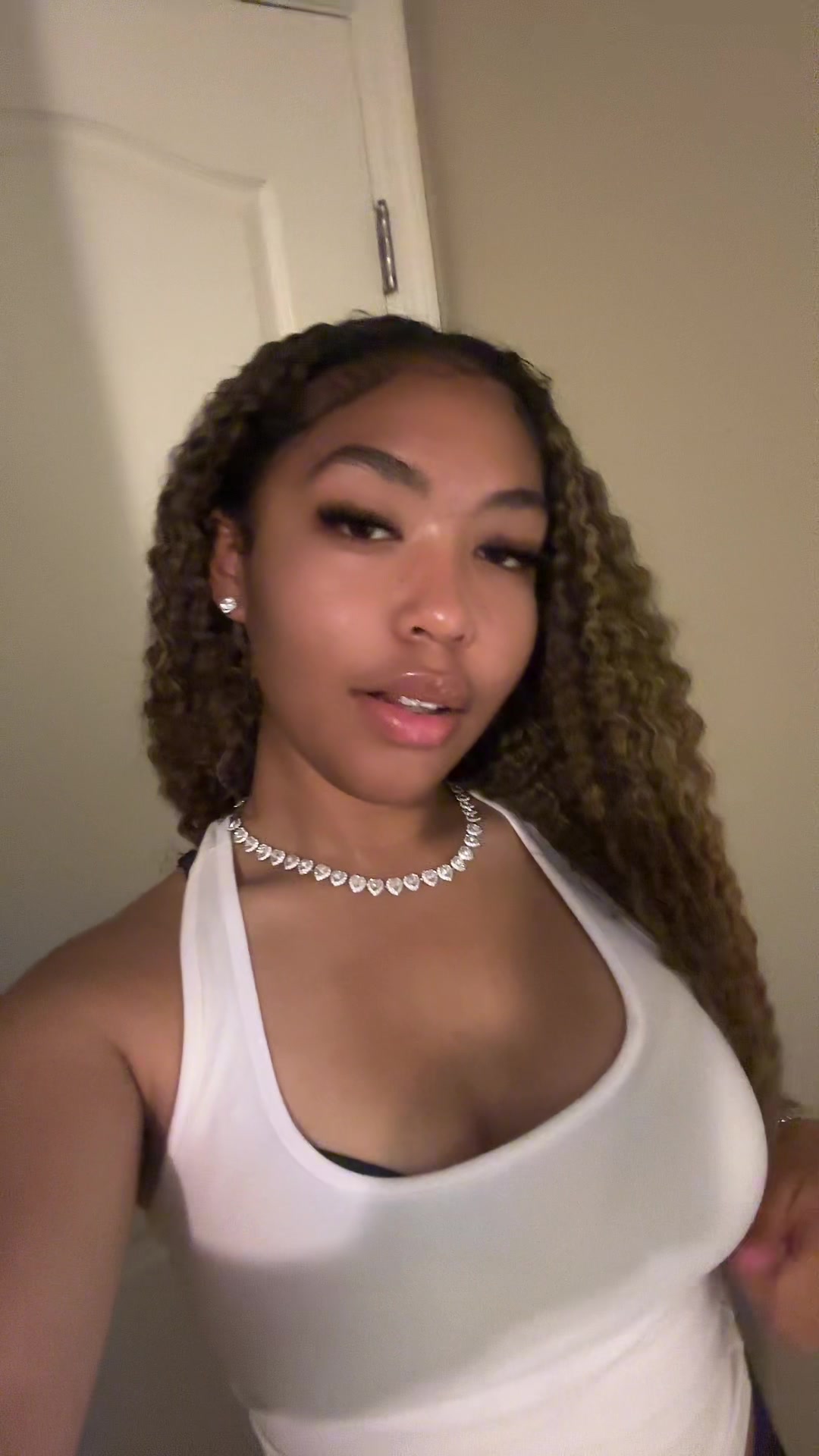 @BELLAJ
